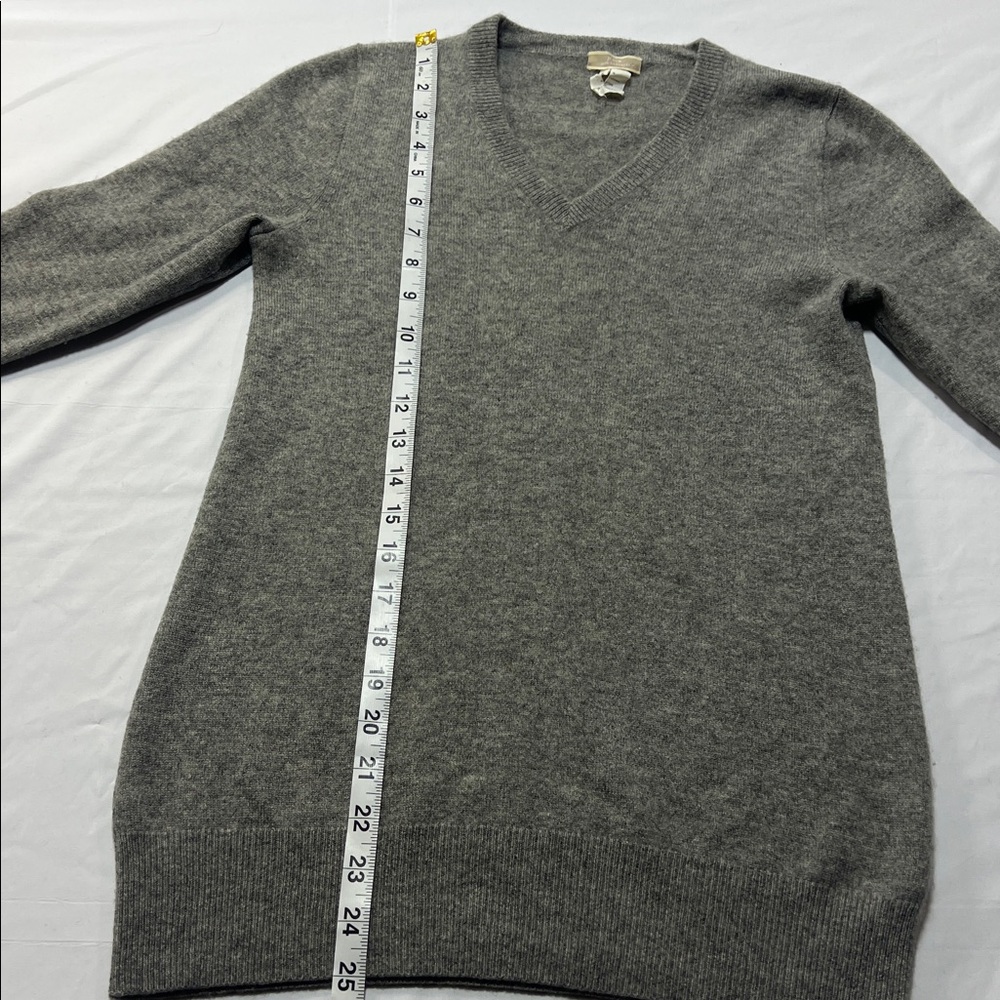 J crew 100% cashmere sweater size small - Picture 3 of 9